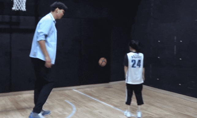 [유머] 합성 아닌데 합성같은 하승진 짤 -  와이드섬