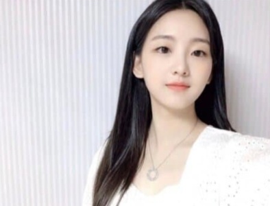 [유머] 금수저로 알려진 요즘 핫한 여배우 -  와이드섬
