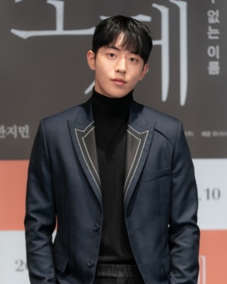 [유머] 꾸밀수록 매력 떨어진다는 남자 배우 -  와이드섬