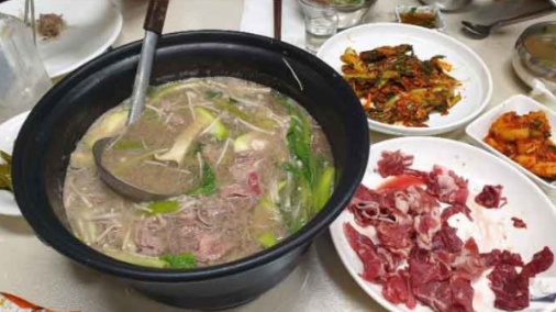 [유머] 원양어선에서 끼니를 해결하는 방법 -  와이드섬