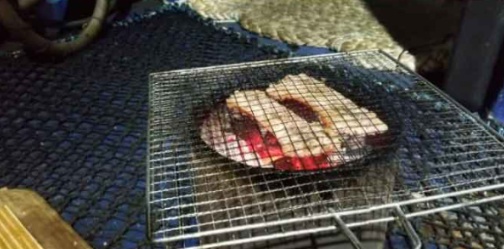 [유머] 원양어선에서 끼니를 해결하는 방법 -  와이드섬