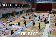  '구호 텐트' 생활 4년... 포항 지진 이재민 모두 보금자리로