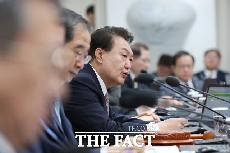   尹, 한상혁 방통위원장 면직안 재가…野 