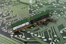   SK하이닉스, 전송 속도 1.6배↑ DDR5 개발…