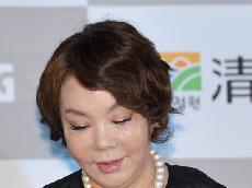   김수미, '친정엄마' 전국투어 무산 