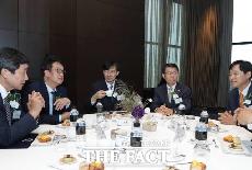   조국 1호 지시 '검찰개혁추진지원단' 발족